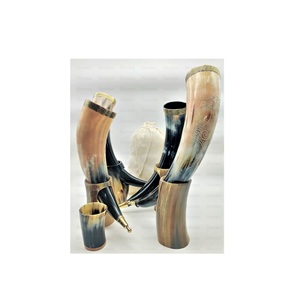 Corne à boire viking en buffle naturel de haute qualité pour l'eau, la bière, le vin, corne à boire naturelle en vache et en buffle avec bordure en laiton - Product Image 2