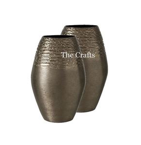 <b>Set</b> of Three Modern Wedding Aluminum Gold Flower <b>Vases</b> in Different Sizes for Home Tabletop Decoration - Product Image 3