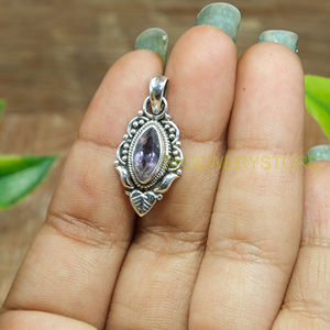 Pendentif en améthyste naturelle, argent sterling 925, fait main, style vintage bohème, coupe marquise, pour femme, cadeau d'anniversaire pour petite amie - Product Image 2