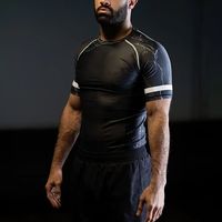 Rashguards personnalisés à manches longues entièrement sublimés pour le surf, le BJJ et le MMA, respirants, à séchage rapide, antibactériens, en Spandex/Polyester