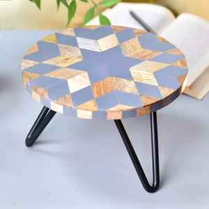 Présentoir à gâteaux de luxe en résine incrustée avec base en métal, assiette à desserts élégante pour mariages, fêtes et décoration de table moderne - Product Image 5