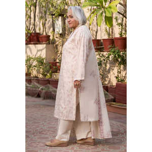 ชุดลำลองปักลายผ้าลอน 3 ชิ้น พร้อมผ้าคลุมไหล่ชีฟอง รุ่น DN-62018 ดีไซน์ลายปักแบบเดนท์ - Product Image 3