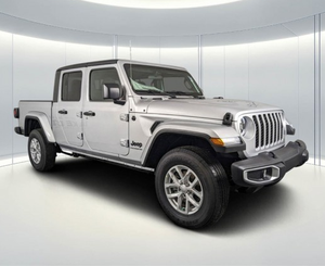 2023 J e p G l a d i r a t o Sport 4x4 Sport 4dr Crew Cab 5,0 ft. SB - Product Image 3