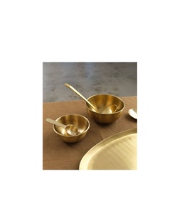 Cuenco de latón perfecto para regalos de inauguración, bodas, aniversarios u ocasiones espirituales, resaltando el toque artesanal - Product Image 2