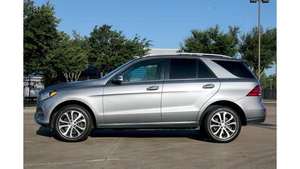 Ventes de voitures d'occasion premium GLE 350 RWD 2022 en promotion saisonnière, automatiques intelligentes, en bon état - Product Image 4