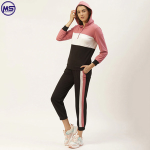 2022 vêtements d'entraînement physique de haute qualité vente en gros nouvelle arrivée survêtement en tissu polaire pour femmes - Product Image 4