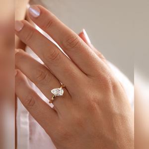 แหวนเพชรทรงลูกแพร์ ตัวเรือนทอง 14K ของขวัญวันครบรอบ/ขอแต่งงาน  ผู้จำหน่ายเครื่องประดับขายส่ง - Product Image 3