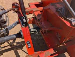 Marco compacto para tractor agrícola Kubota L2501D 4x4 2020 con potencia confiable y componente de bomba de núcleo - Product Image 3