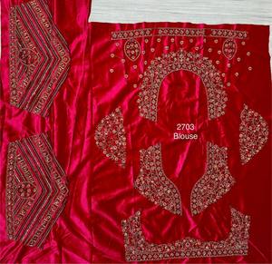 Nupcial Lehenga Choli Con Parche Bordado De Terciopelo Trabajo - Product Image 5