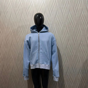 Sudaderas con Capucha y Cremallera Azul Cielo Invernal de Finer Threads, Personalizadas, Hechas a Medida, 100% Algodón, Talla Americana, Estilo Vintage Urbano - Product Image 2