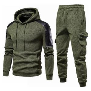 Survêtement à capuche d'hiver personnalisé de qualité supérieure 100% coton ensemble de sport 500GSM sweat à capuche respirant et joggers pour l'entraînement en salle de sport et le streetwear - Product Image 5