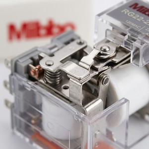Relé de Corriente Alterna de Potencia Media Serie Universal Mibbo RG22 y Base Mejorada - Product Image 3