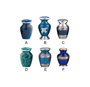 Urne souvenir en aluminium Lot de 6 pièces Urnes souvenir en aluminium multicolore et au design différent à vendre - Product Image 1
