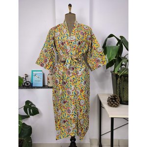 Kimono en coton style bohème, imprimé à la main indien, motif floral rose et jaune, léger, robe de luxe d'été pour la plage et les vacances, 1 pièce - Product Image 1