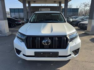 Nuevo Toyota Land Cruiser Edición TEC, 7 Plazas, Transmisión Automática, SUV/Vehículo Todoterreno/Pickup - Product Image 5