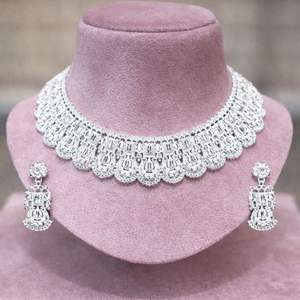 Elegant <b>Gold</b>-Plated Geometric <b>Necklace</b> <b>Set</b> with Floral Stud <b>Earrings</b> | Designer Party & Bridal Jewelry <b>Set</b> Model 23175 - Product Image 4