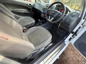 SEAT IBIZA 1.4 16V 2010 USADO, Volante a la Izquierda/Derecha - Product Image 4