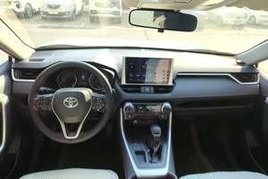 Sedán Usado Modelo 2025, Transmisión Continuamente Variable 2.0, Tracción en Dos Ruedas, Edición Urbana, Automático, Volante a la Izquierda, Asientos de Cuero Oscuro - Product Image 5