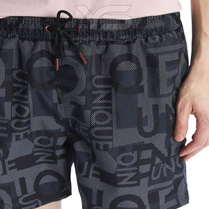 Short de surf respirant pour homme conçu sur mesure avec cordon de serrage, impression par transfert par sublimation, méthode de tissage non tissé - Product Image 4