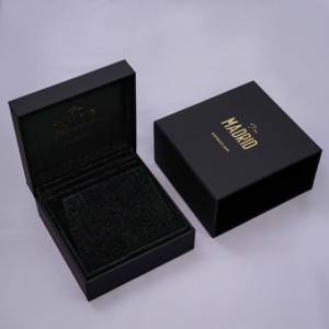 Boîtes à bijoux doublure en velours avec logo personnalisé de Madrid avec extérieur doux au toucher plusieurs couleurs pour emballage de bracelet Cadeau élégant - Product Image 4