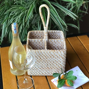 Organizador de almacenamiento de vino y bebidas portátil de ratán al por mayor Material de bambú multifunción directo del fabricante - Product Image 2