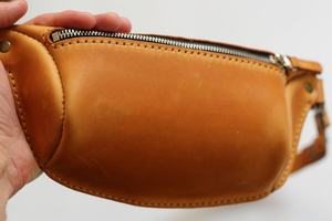 Sac de ceinture en cuir vintage taille hanche antivol personnalisable unisexe saint valentin cadeau LWB-0022 - Product Image 5