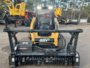 Chargeuse compacte sur chenilles ASV RT135F Kubota Diesel avec chenilles POSI-TRACK 75KW homologuée EPA/CE, tête de broyage forestier pour usage agricole - Product Image 2