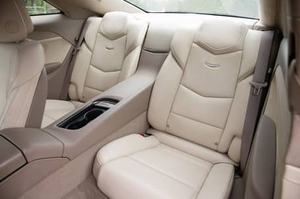 Sedán E L R AWD 2014 con Batería de Litio, Neumáticos R18 y Asientos de Cuero - Product Image 3