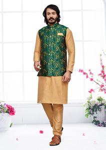 Fabricant indien de vêtements de fête en soie Sadi Kurta traditionnel et lourd spécial pour hommes avec pyjama et veste exportation par vente en gros - Product Image 4