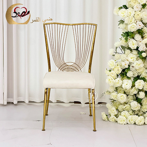 Chaise de Mariée Luxueuse de Haute Qualité en Acier Inoxydable et Velours Doré – Idéale pour Hôtels, Salons, Appartements, Extérieurs, Bureaux et Maisons Modernes - Product Image 1