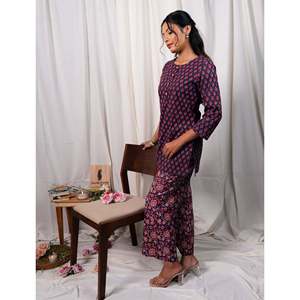 Conjunto coordinado de algodón estampado a mano en azul, Salwar Kameez Butti con diseño único dibujado a mano - Product Image 6