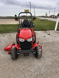 Massey Ferguson 1GC.25ค่อนข้างใช้งานและรถแทรกเตอร์ MF ใหม่ - Product Image 2