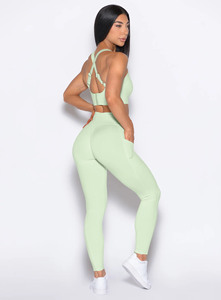 Gran oferta, sin costuras frontales, curvas 2,0, mallas de Yoga con glúteos fruncidos, bolsillos laterales, ropa deportiva de cintura alta de secado rápido, mallas de gimnasio para mujer - Product Image 5