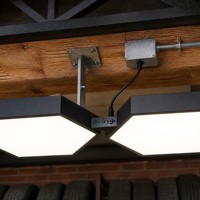 Panneau lumineux LED modulaire hexagonal pour atelier de réparation de pneus, garage