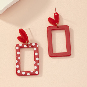 2025 nouveaux produits hiver printemps nouvel an petit amour frais Poldot boucles d'oreilles gaz belles boucles d'oreilles ludique et rétro - Product Image 2