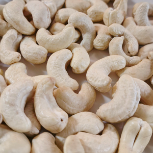 Prix négociable Noix de cajou Kaju Badam SANTIGO Noix de cajou W240 Noix Noyaux OEM, ODM Réponse rapide - Product Image 1