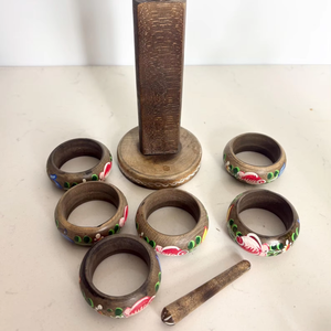 Anneaux de serviette en bois classiques artisanaux, artisanat de qualité supérieure, écologiques, durables, en bois naturel, support de serviette de table - Product Image 1