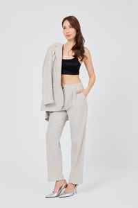 Ensemble de costume blanc pour femmes de qualité supérieure avec blazer et pantalon à épaules cloutées pour femmes vêtements de bureau tissés de luxe/prêt-à-expédier - Product Image 5