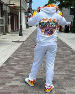 Chándal serigrafiado para hombre con logotipo personalizado estampado entrenamiento Jogging Street Wear Puff estampado chándal Sudadera con capucha y pantalón conjunto - Product Image 1