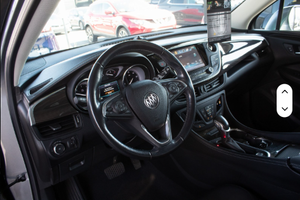 Nouvelle Buick Envision Essence authentique assez utilisée avec la caméra arrière des sièges en cuir de direction gauche. Grande offre de vente - Product Image 3