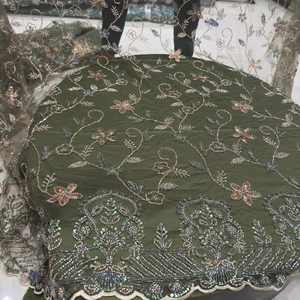 Tissu de filet de créateur de haute qualité pour les saris Lehengas et les robes de soirée, parfait pour les mariages et les occasions festives - Product Image 1