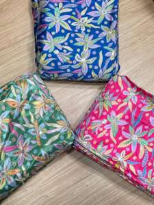 Tissu Chinon imprimé avec des fleurs fortement brodées, design attrayant, tissu très vendu, magnifique tissu pour la vente en gros - Product Image 3