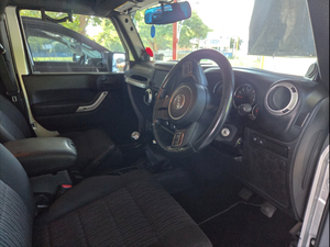 Auto Usado de Calidad a Precio Accesible, Jeep Wrangler 3.8 Rubicon 2011, 2 Puertas, Volante a la Derecha - Product Image 2