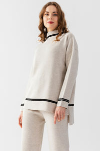 Tricots rayés pour femmes Sports deux pièces pull et pantalon surdimensionné à manches longues ensemble élégant pour le yoga et la marche quotidiens - Product Image 6