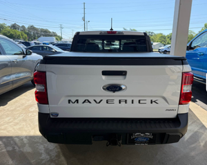 Ford Maverick Lariat SuperCrew Pickup 4D 2023 d'occasion en excellent état à vendre - Product Image 4