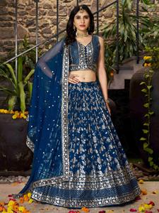 Ropa de boda de calidad superior Diseñador exclusivo Dola Seda Jacquard con bordado Zari Trabajo Lehenga Choli - Product Image 3