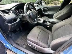 Toyota RAV4 SE Híbrido AWD Usado del 2022 - Product Image 3