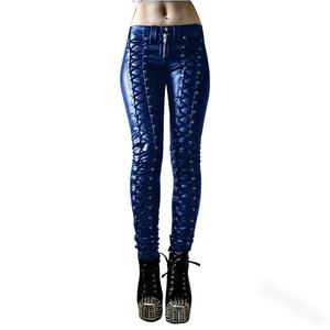 Pantalon en cuir PU gothique pour femme, taille haute, coupe skinny, longueur intégrale, avec rivets décoratifs, fermeture éclair, couleur unie, style hiver - Product Image 2