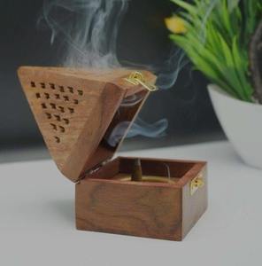 Multicolor Resin and Wood <b>Bakhoor</b> <b>Burner</b>, Handmade <b>Electric</b> Incense <b>Burner</b> Ideal for Weddings, Gifting, and Home Fragrance Use - Product Image 5