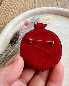 Broches Broches Broches Femmes Broche Brodée Faite À La Main par glowin fashion - Product Image 2